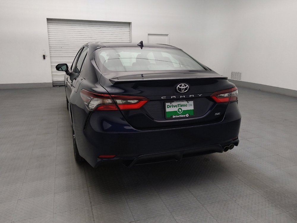 Used 2022 Toyota Camry SE FWD image 6