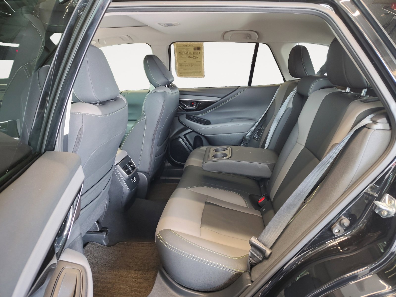 Used 2025 Subaru Outback Onyx Edition AWD/4WD image 24