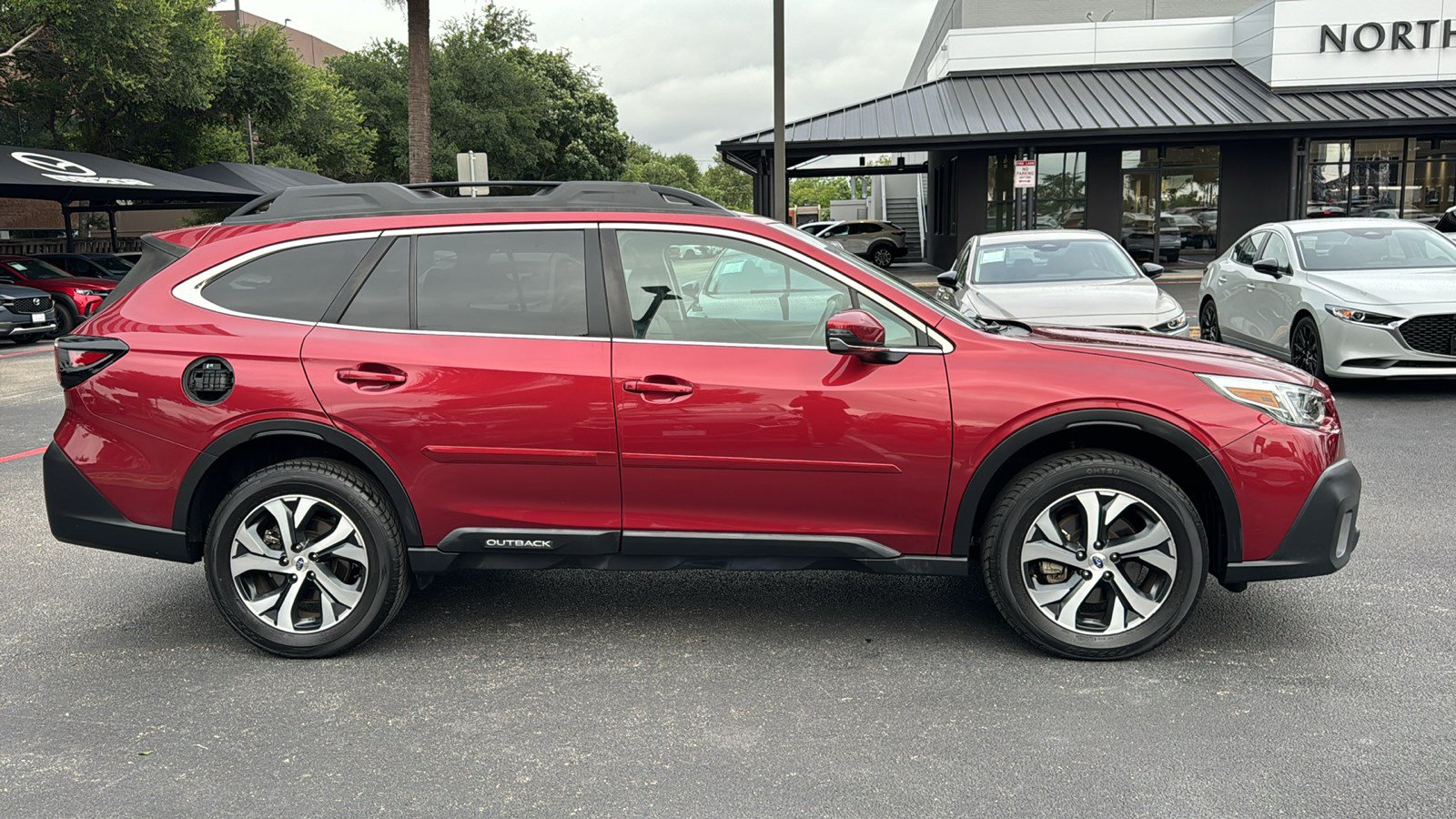 Used 2021 Subaru Outback Limited XT AWD/4WD image 9