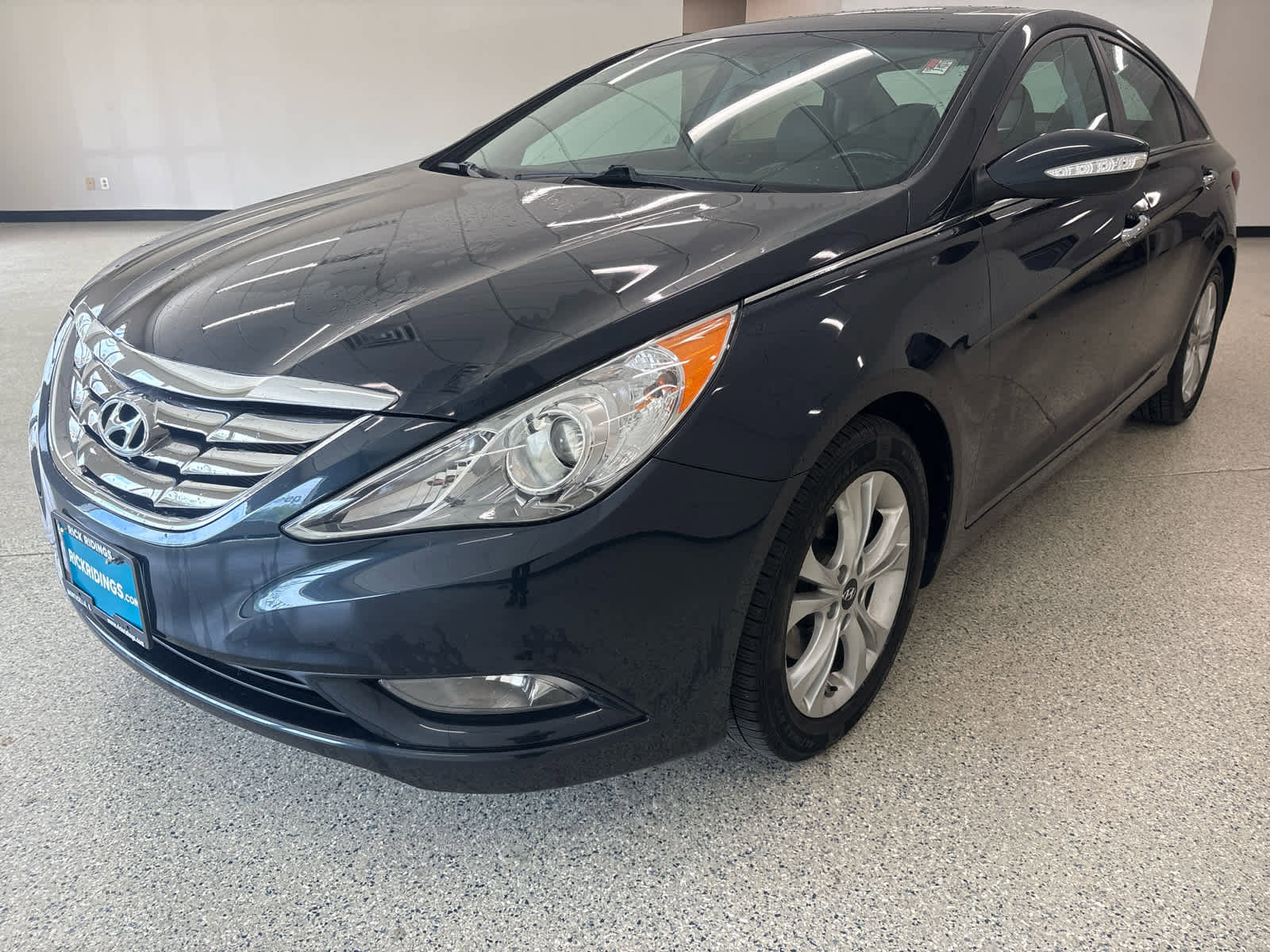 Used 2013 Hyundai Sonata Limited FWD image 1
