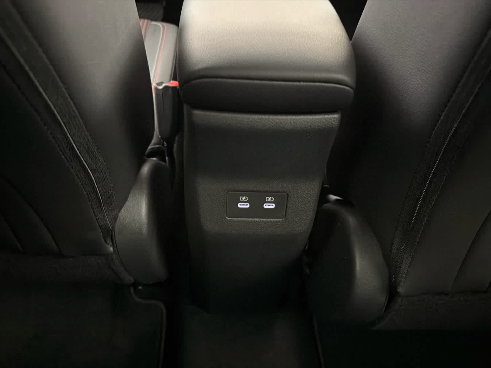 New 2026 Nissan Kicks SR FWD image 21
