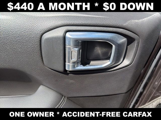 Used 2023 Jeep Wrangler Unlimited Sahara w/ Cold Weather Group image 30