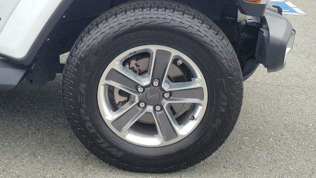 Used 2023 Jeep Wrangler Unlimited Sahara w/ LED Lighting Group AWD/4WD image 5