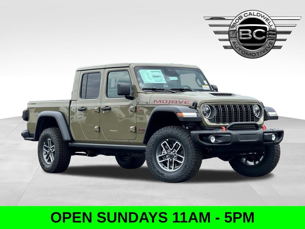 New 2026 Jeep Gladiator Mojave w/ Steel Bumper Group