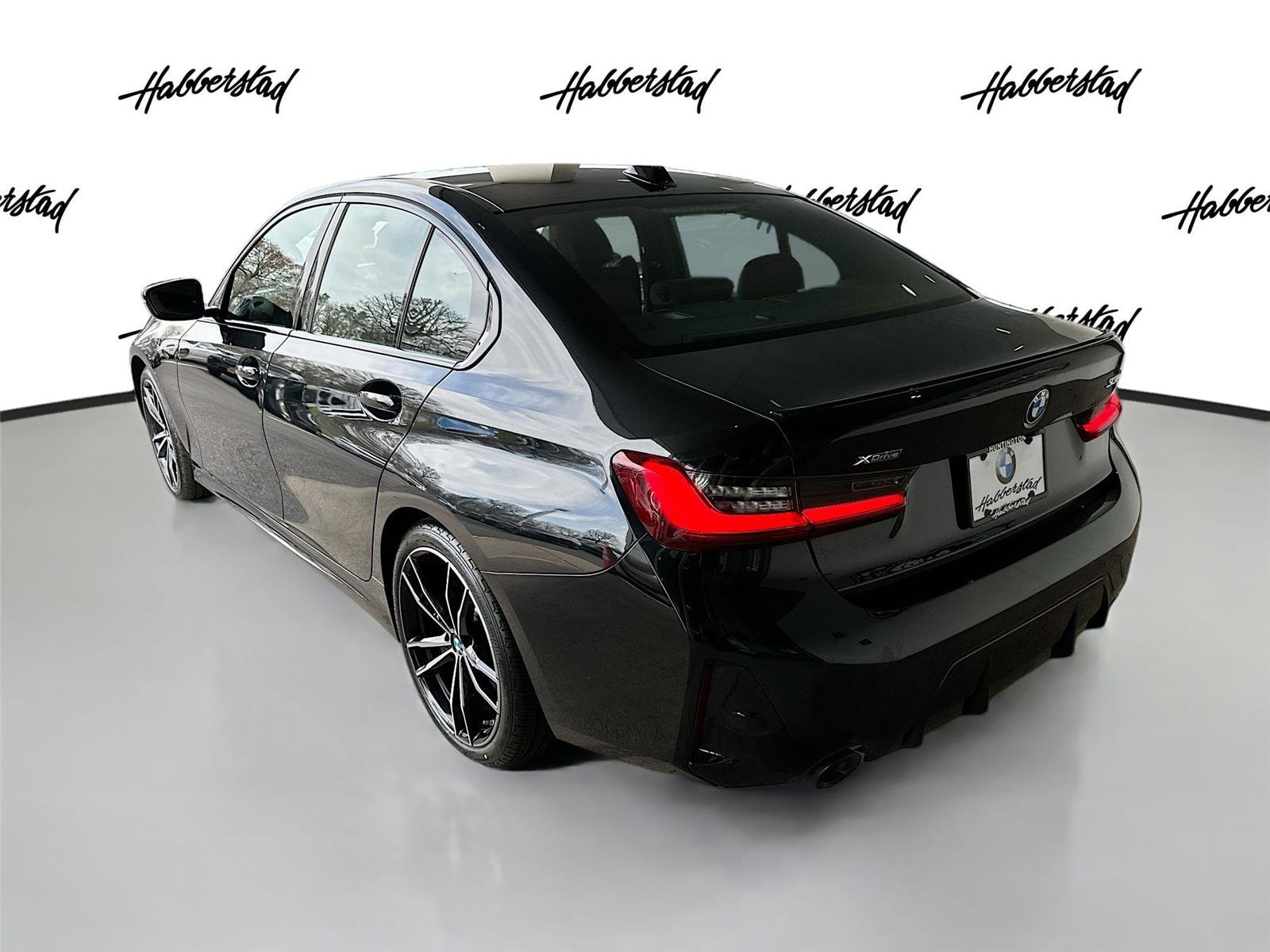 Certified 2023 BMW 330i xDrive Sedan w/ M Sport Package image 7