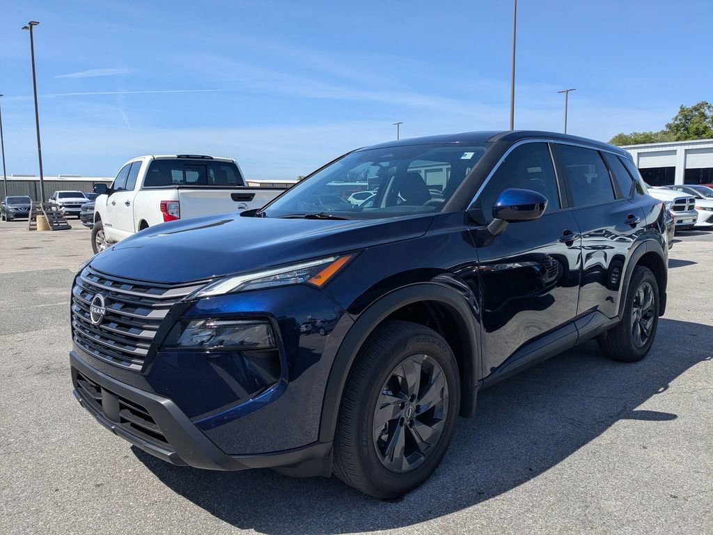 Used 2026 Nissan Rogue SV image 7