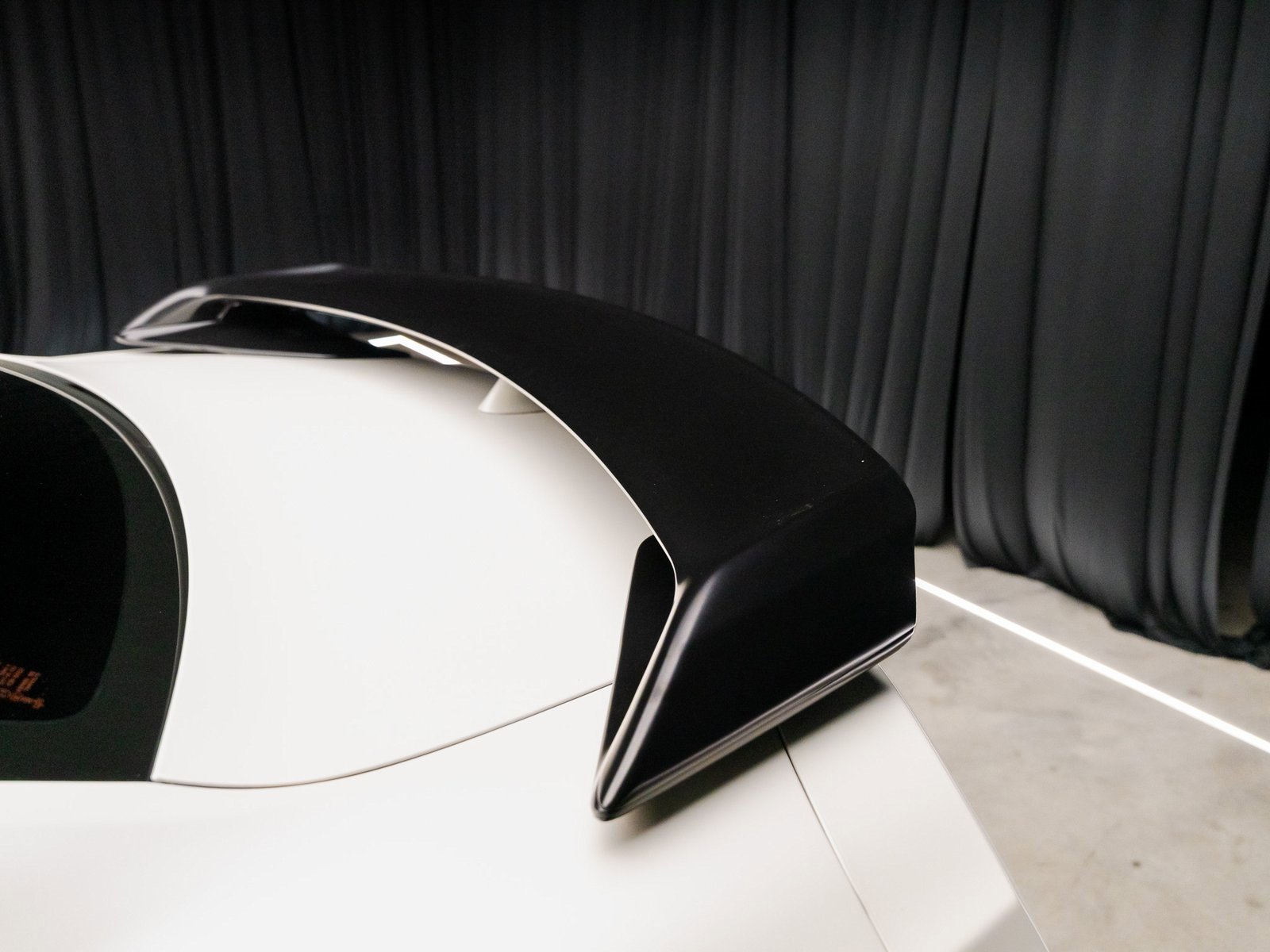 Used 2015 Nissan GT-R Premium image 35