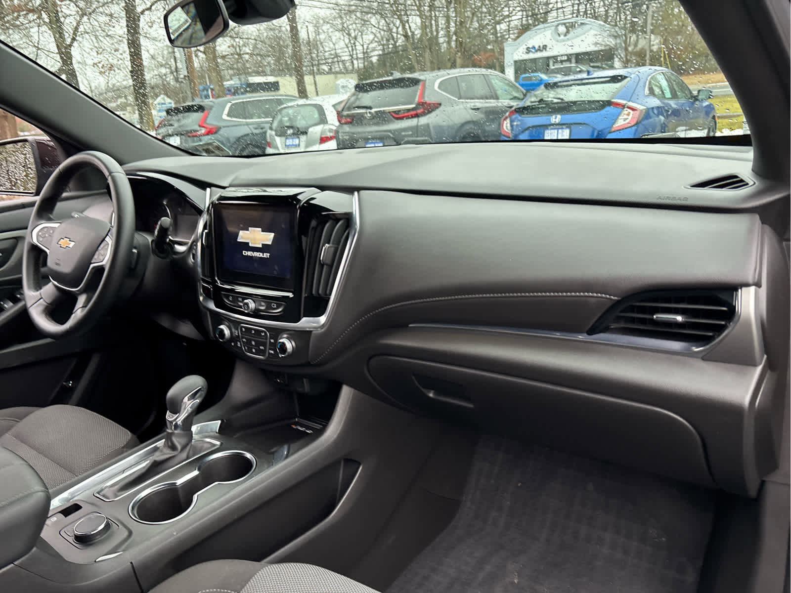 Used 2023 Chevrolet Traverse LT image 30