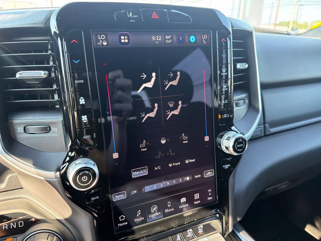 New 2026 RAM 1500 Big Horn AWD/4WD image 10