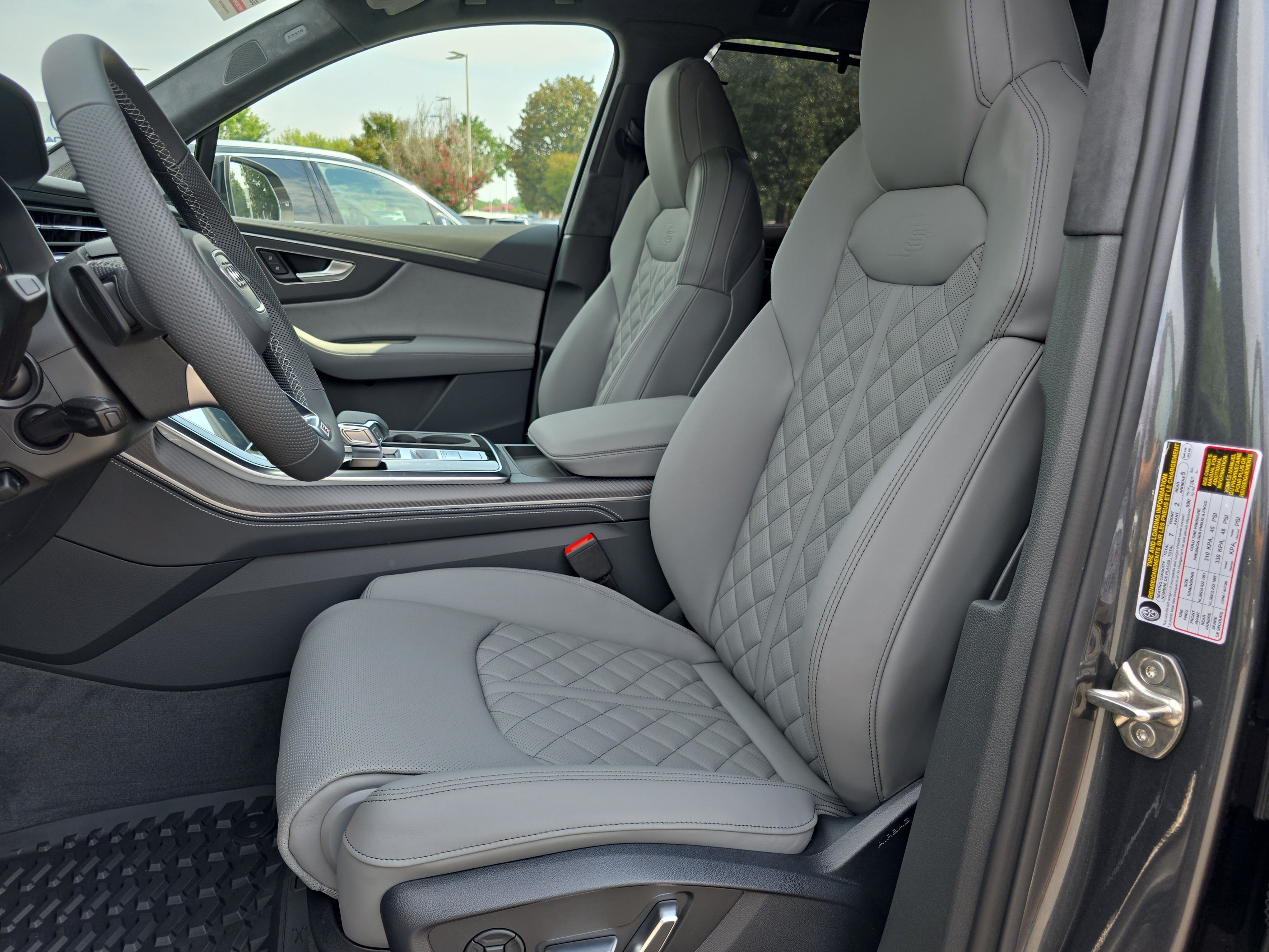 New 2026 Audi SQ7 Prestige AWD/4WD image 18