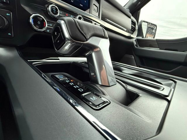 Used 2025 Ford F150 Lariat w/ Equipment Group 502A High image 32