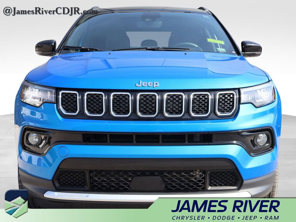Used 2024 Jeep Compass Limited image 7