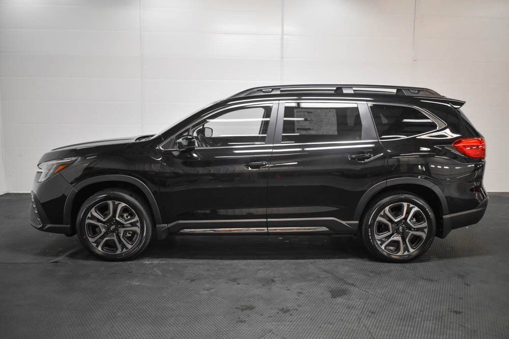 New 2026 Subaru Ascent Limited image 4