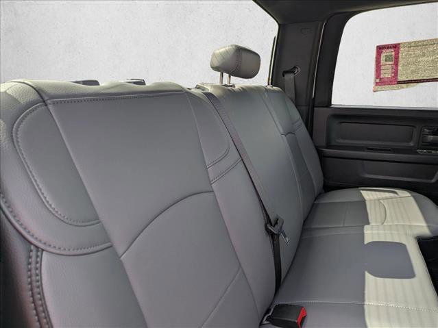 Used 2025 RAM 3500 Tradesman w/ Chrome Appearance Group AWD/4WD image 18