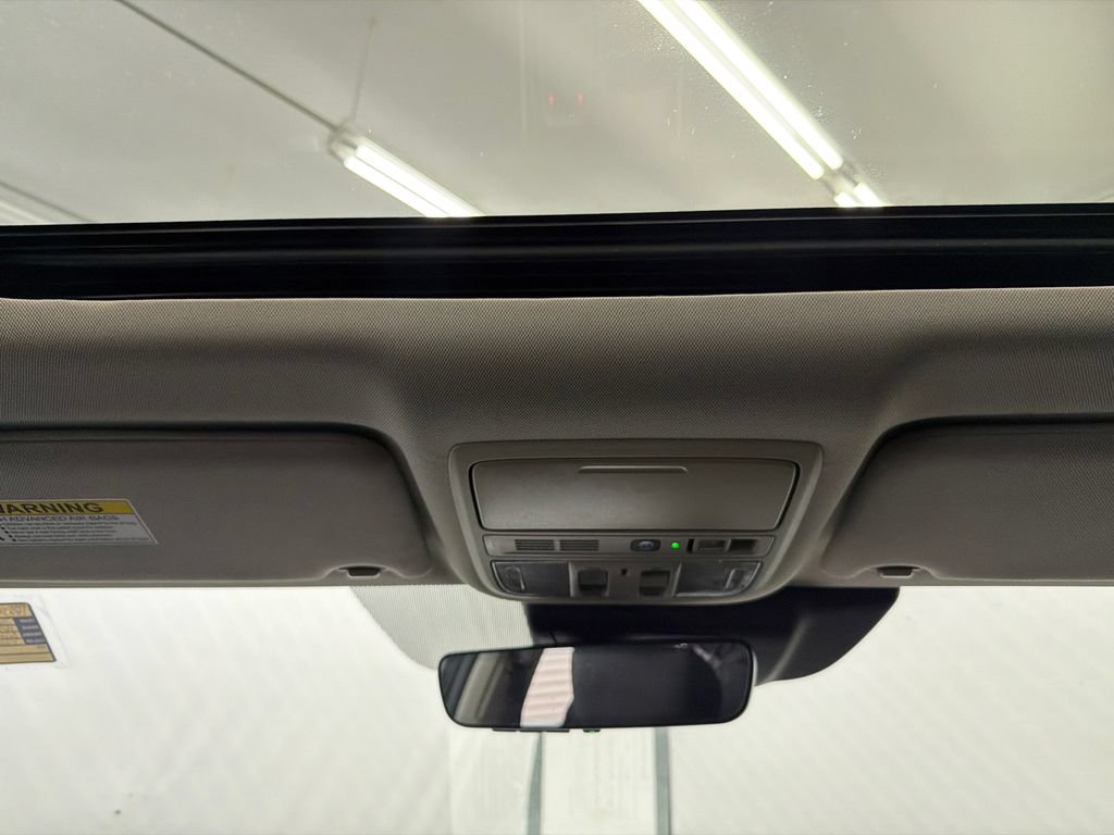 Used 2018 Honda Accord Touring image 22