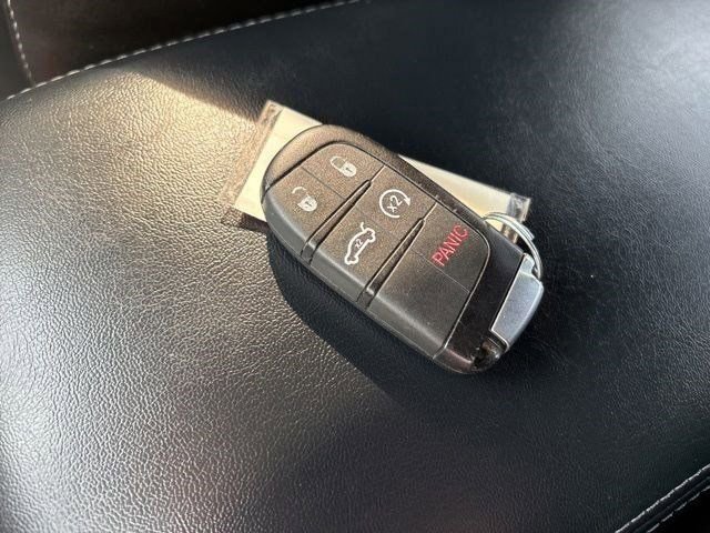 Used 2022 Dodge Charger SXT w/ Plus Group image 49