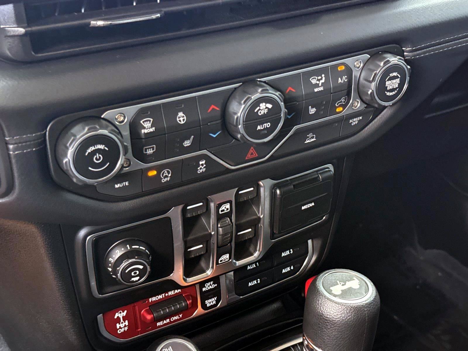 Used 2026 Jeep Wrangler Unlimited Rubicon AWD/4WD image 26