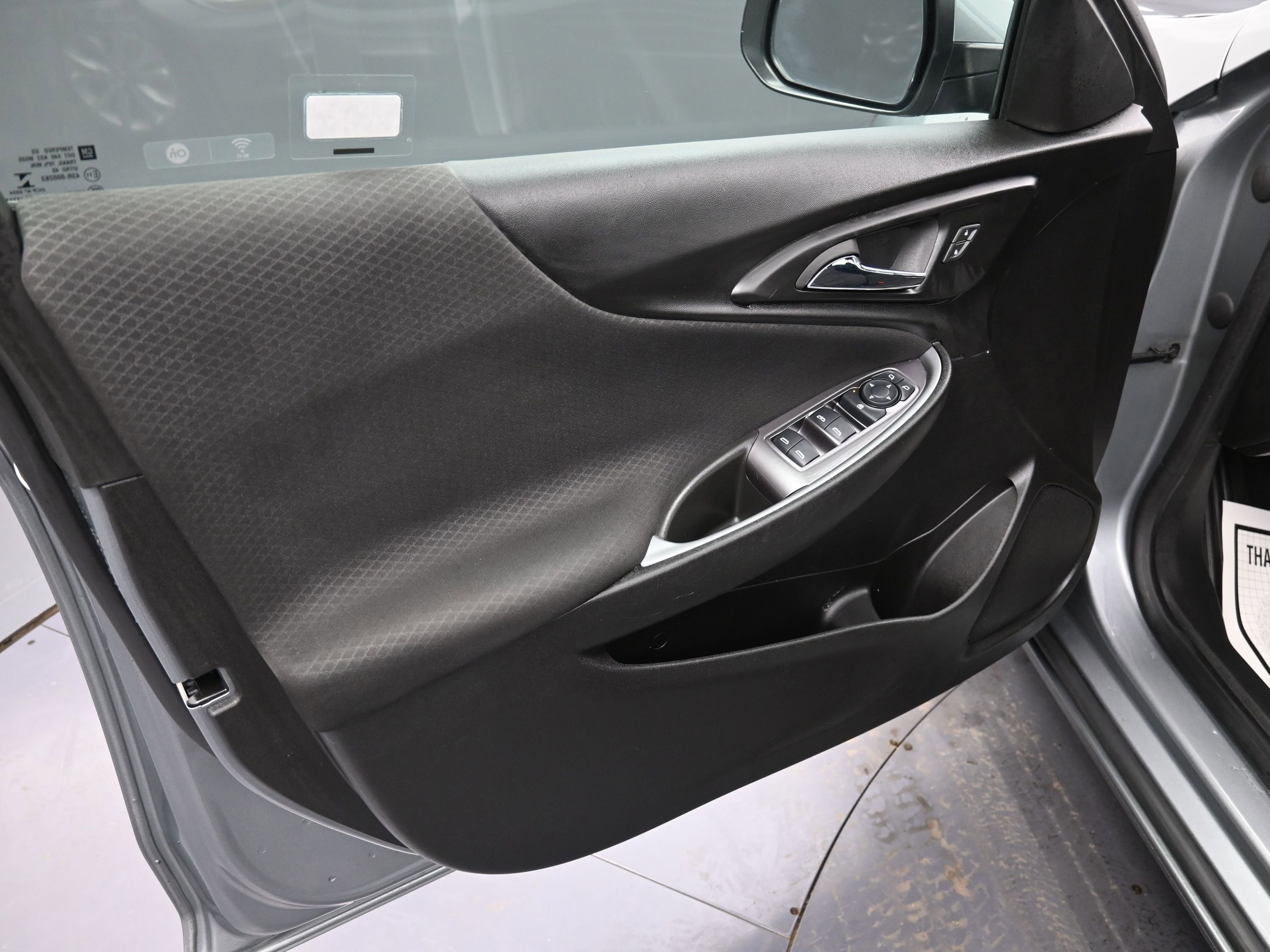 Used 2024 Chevrolet Malibu LT image 16