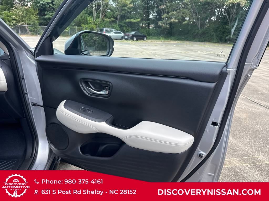 Used 2024 Honda HR-V LX image 36