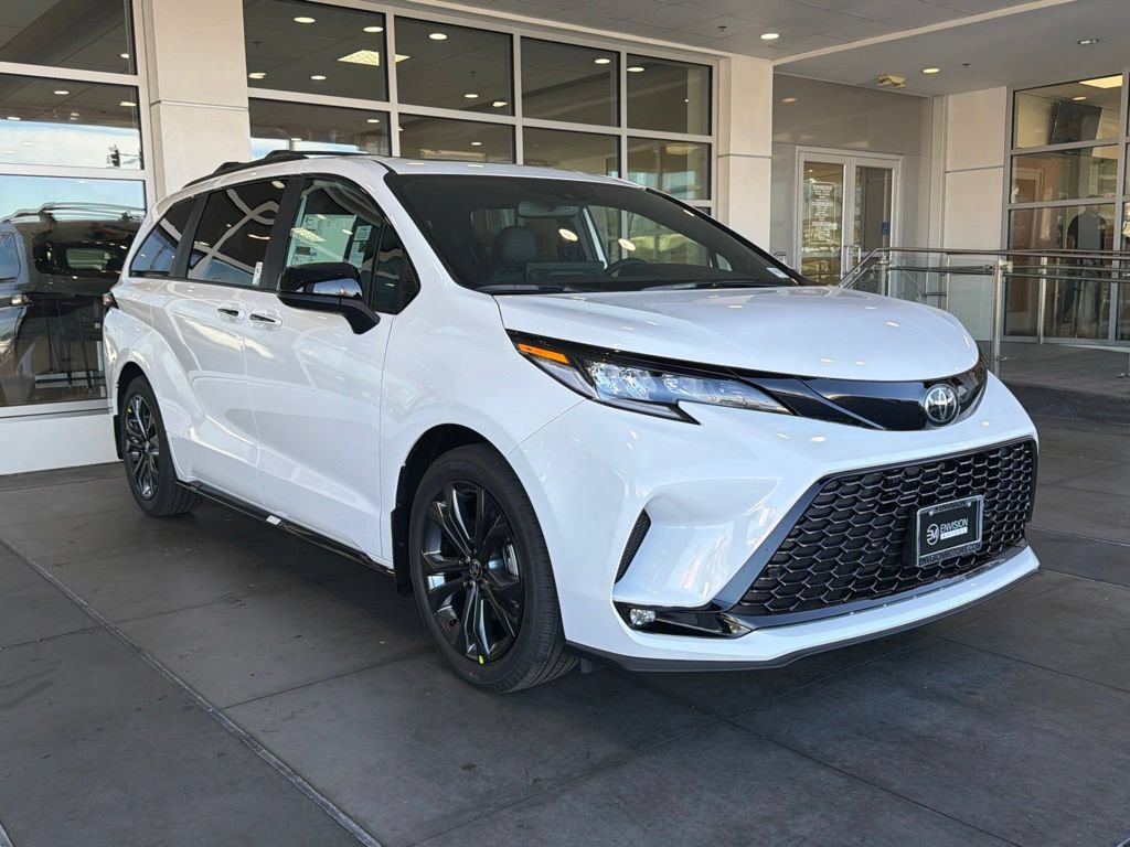New 2026 Toyota Sienna XSE FWD image 6