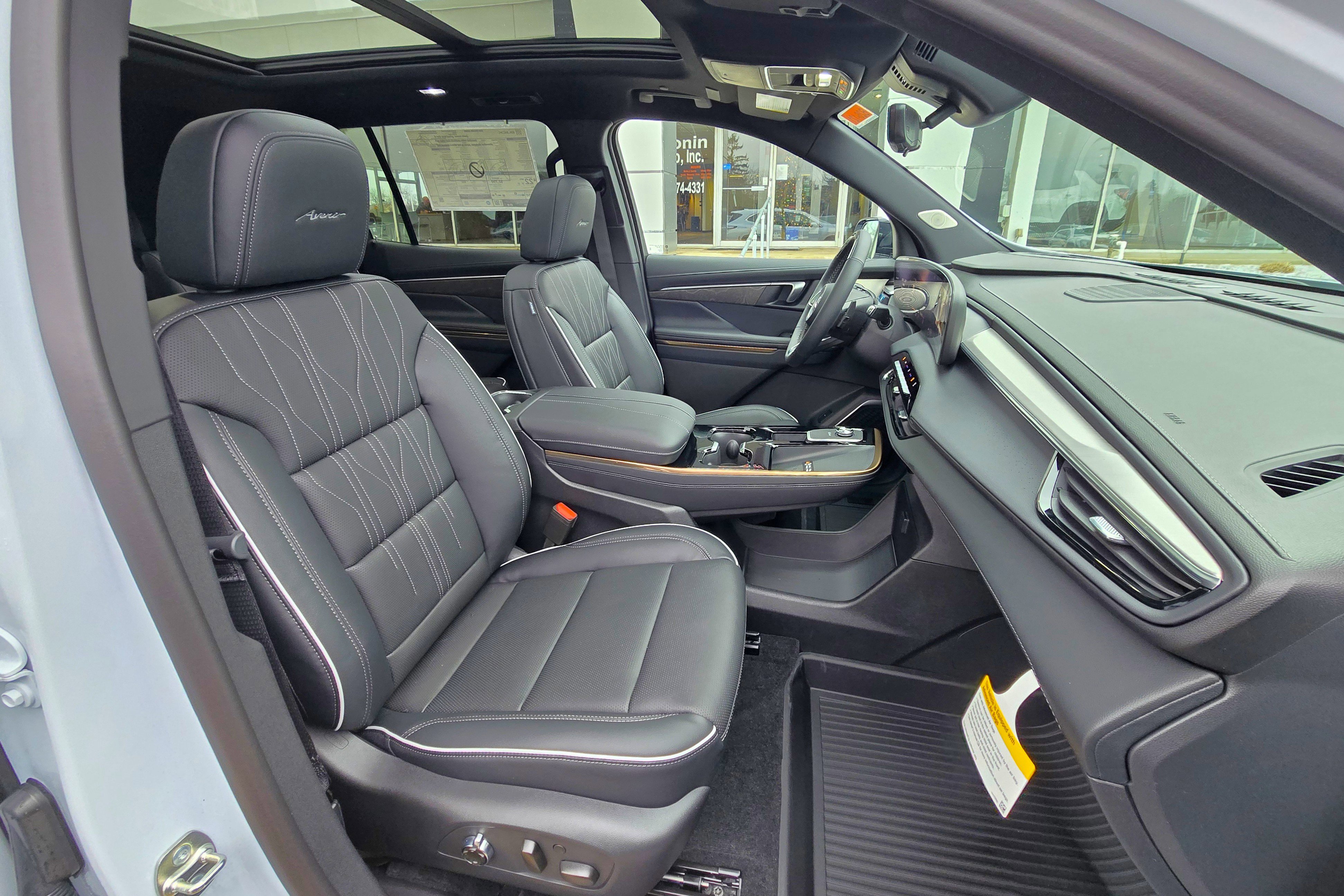 New 2026 Buick Enclave Avenir w/ Super Cruise Package image 17