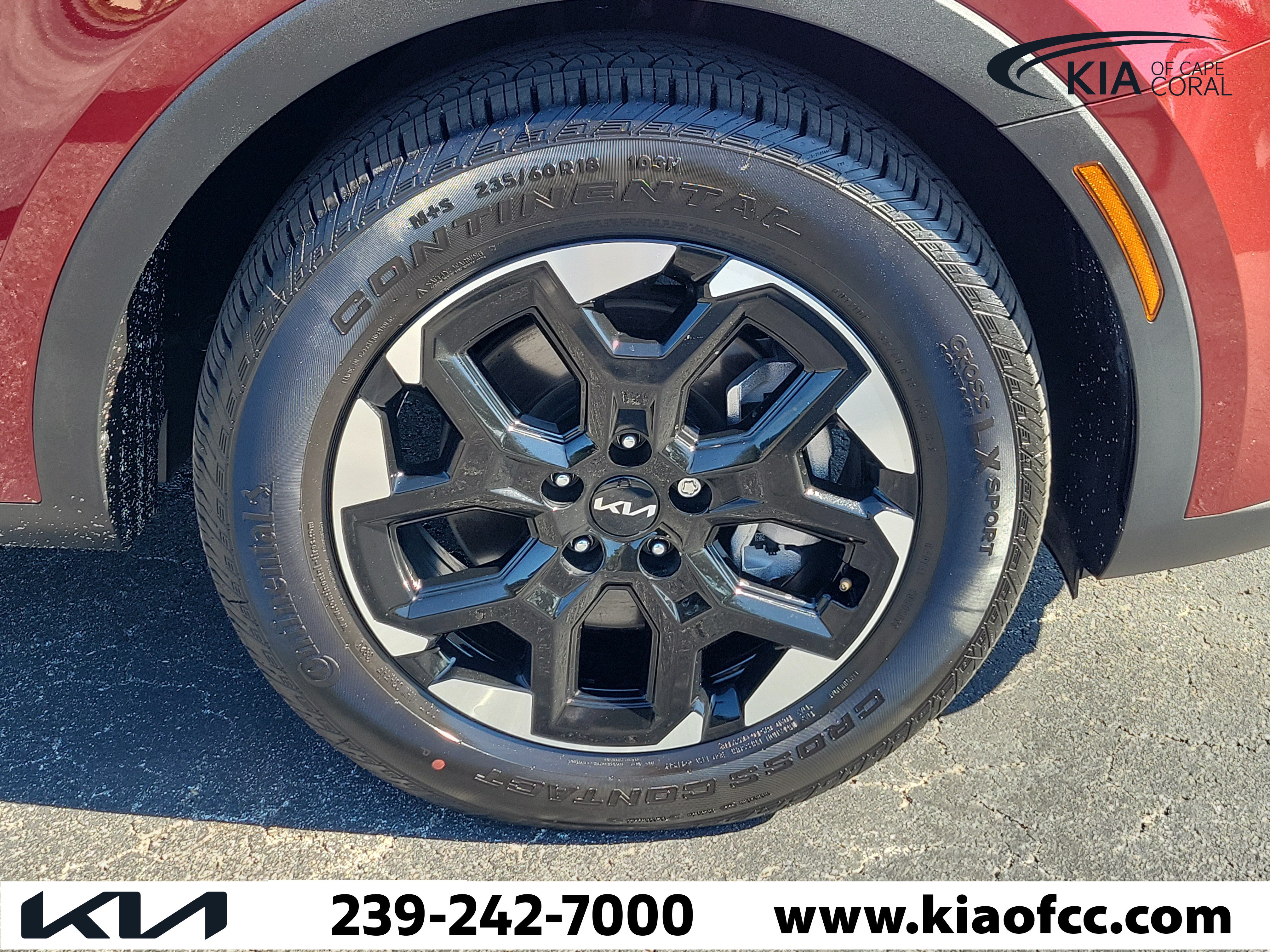 Certified 2025 Kia Sorento S w/ Panoramic Sunroof Package FWD image 7