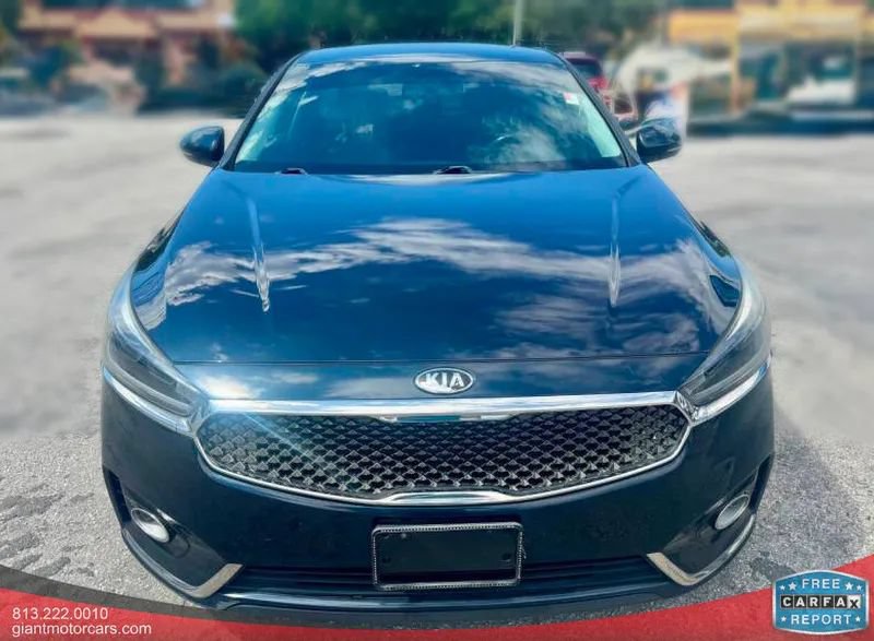 Used 2017 Kia Cadenza Premium FWD image 2