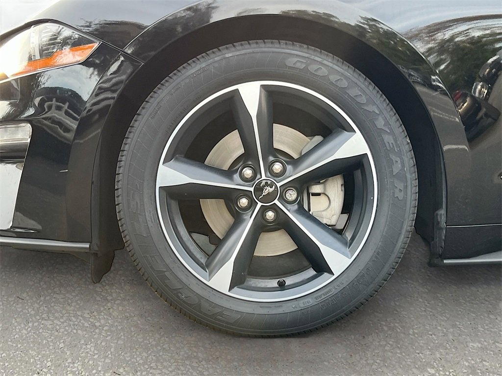 Used 2020 Ford Mustang Coupe image 27