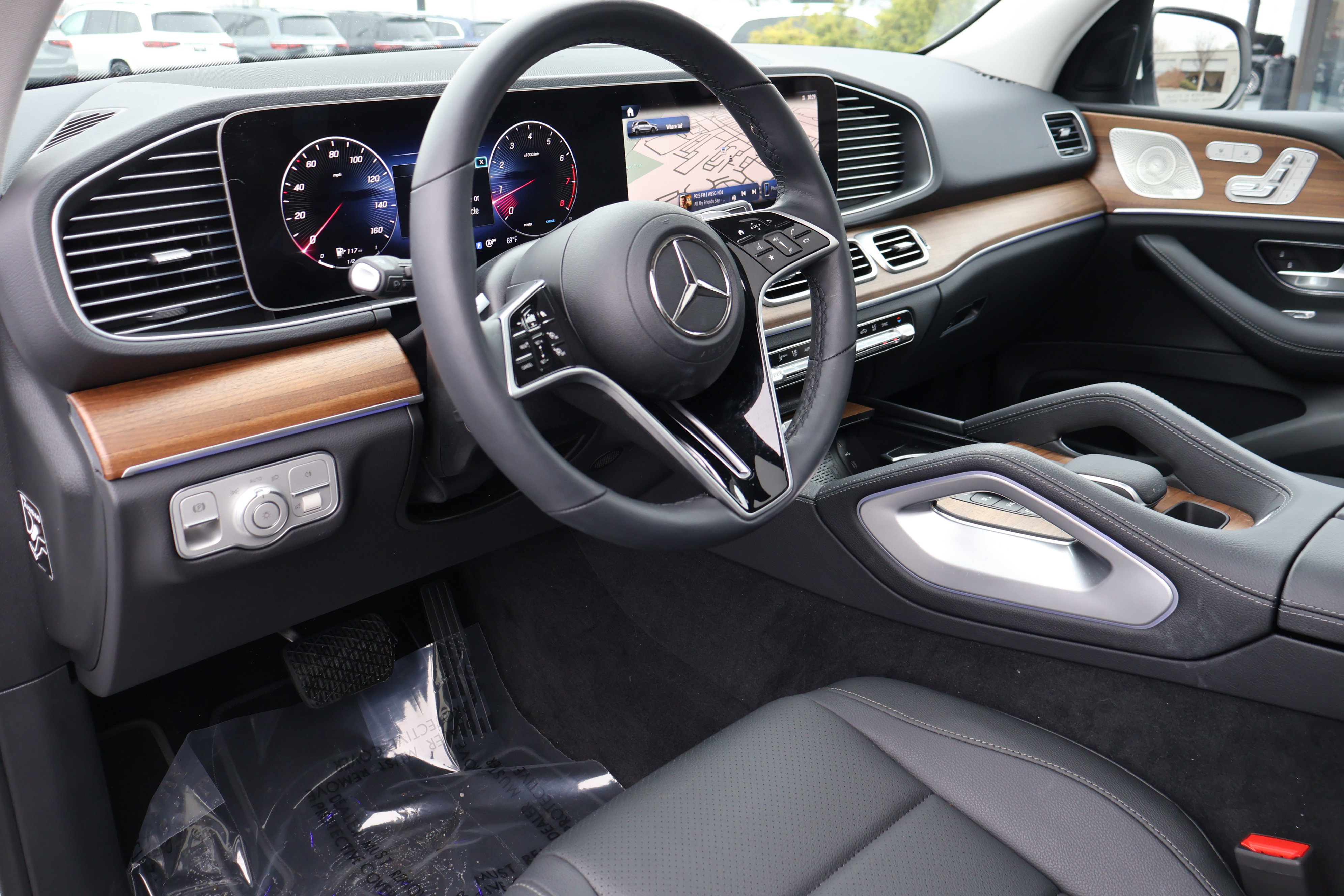 Used 2025 Mercedes-Benz GLE 350 4MATIC image 12