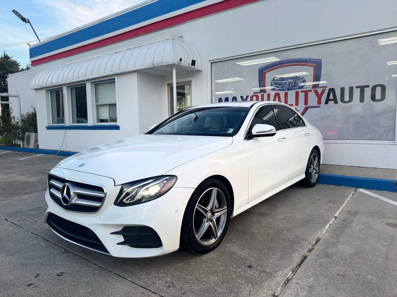 Used 2017 Mercedes-Benz E 300 w/ Premium 1 Package image 14