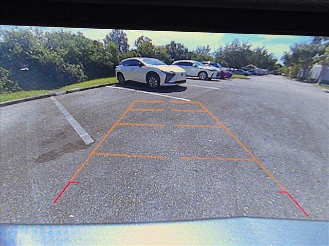 Used 2024 Cadillac XT5 Luxury FWD image 13