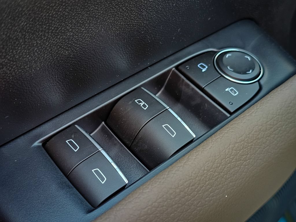 New 2026 GMC Canyon Denali AWD/4WD image 13