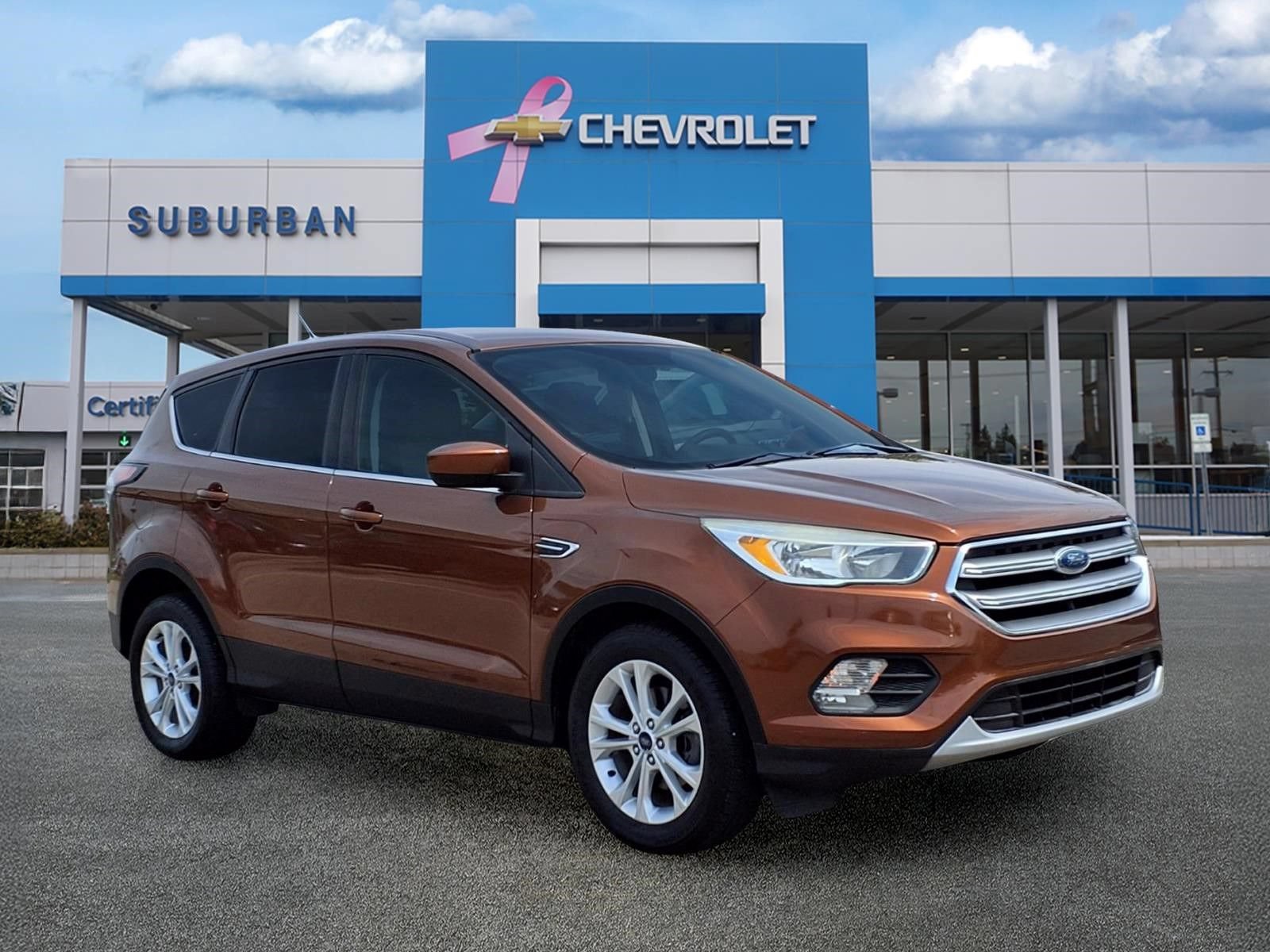 Used 2017 Ford Escape SE w/ SE Cold Weather Package FWD image 3