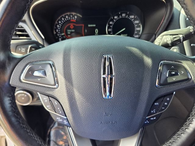 Used 2019 Lincoln MKC Reserve w/ MKC Technology Package FWD image 27