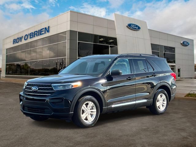 Certified 2023 Ford Explorer XLT w/ Class IV Trailer Tow Package