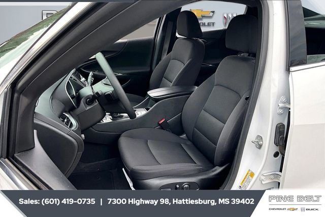 Used 2024 Chevrolet Malibu LT image 18