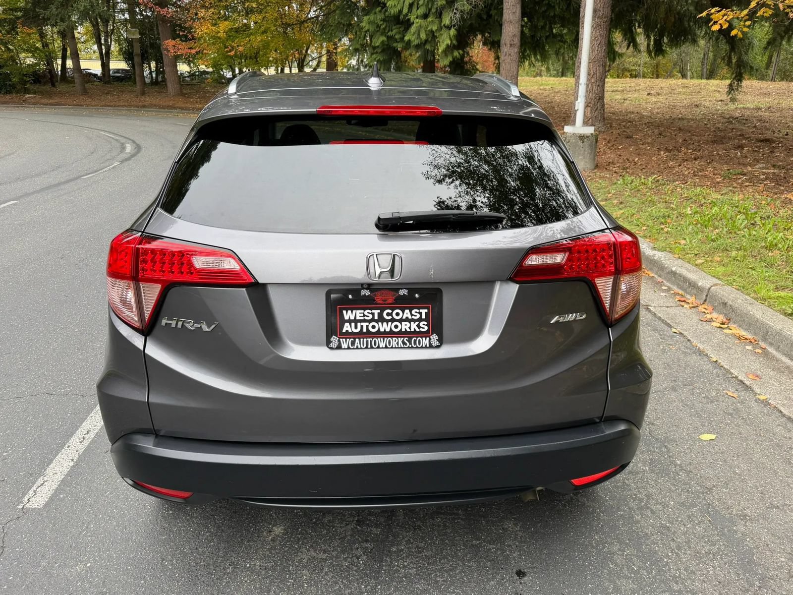 Used 2017 Honda HR-V EX-L image 12