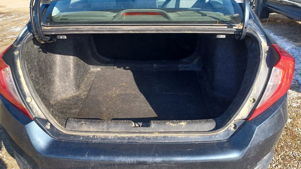 Used 2017 Honda Civic EX image 8