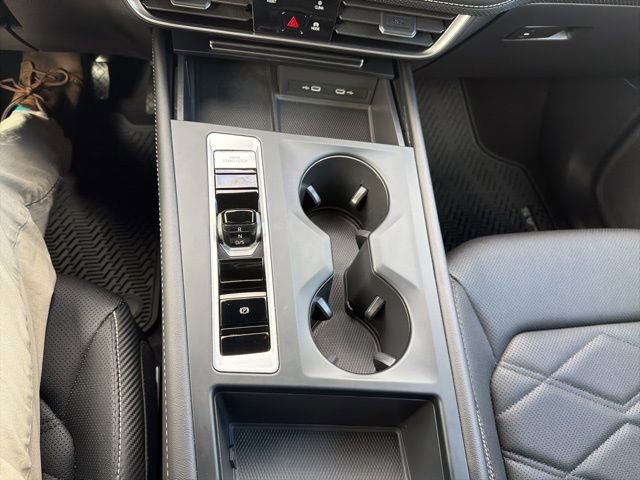 Certified 2024 Volkswagen Atlas Cross Sport SE image 13
