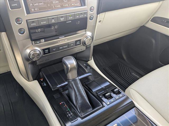 Used 2020 Lexus GX 460 Premium w/ Premium Package image 13