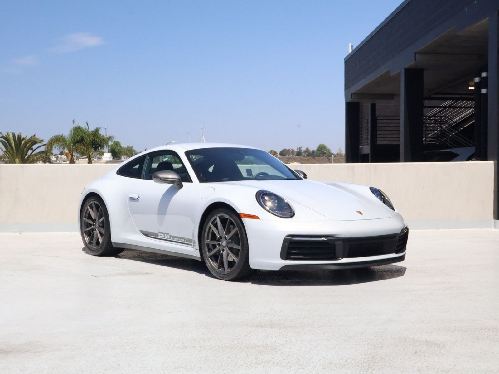 Certified 2024 Porsche 911 Carrera T RWD image 6
