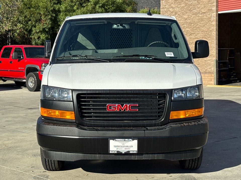 New 2025 GMC Savana 2500 w/ Driver Convenience Package RWD image 5