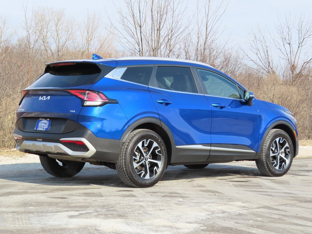 Certified 2023 Kia Sportage EX image 3