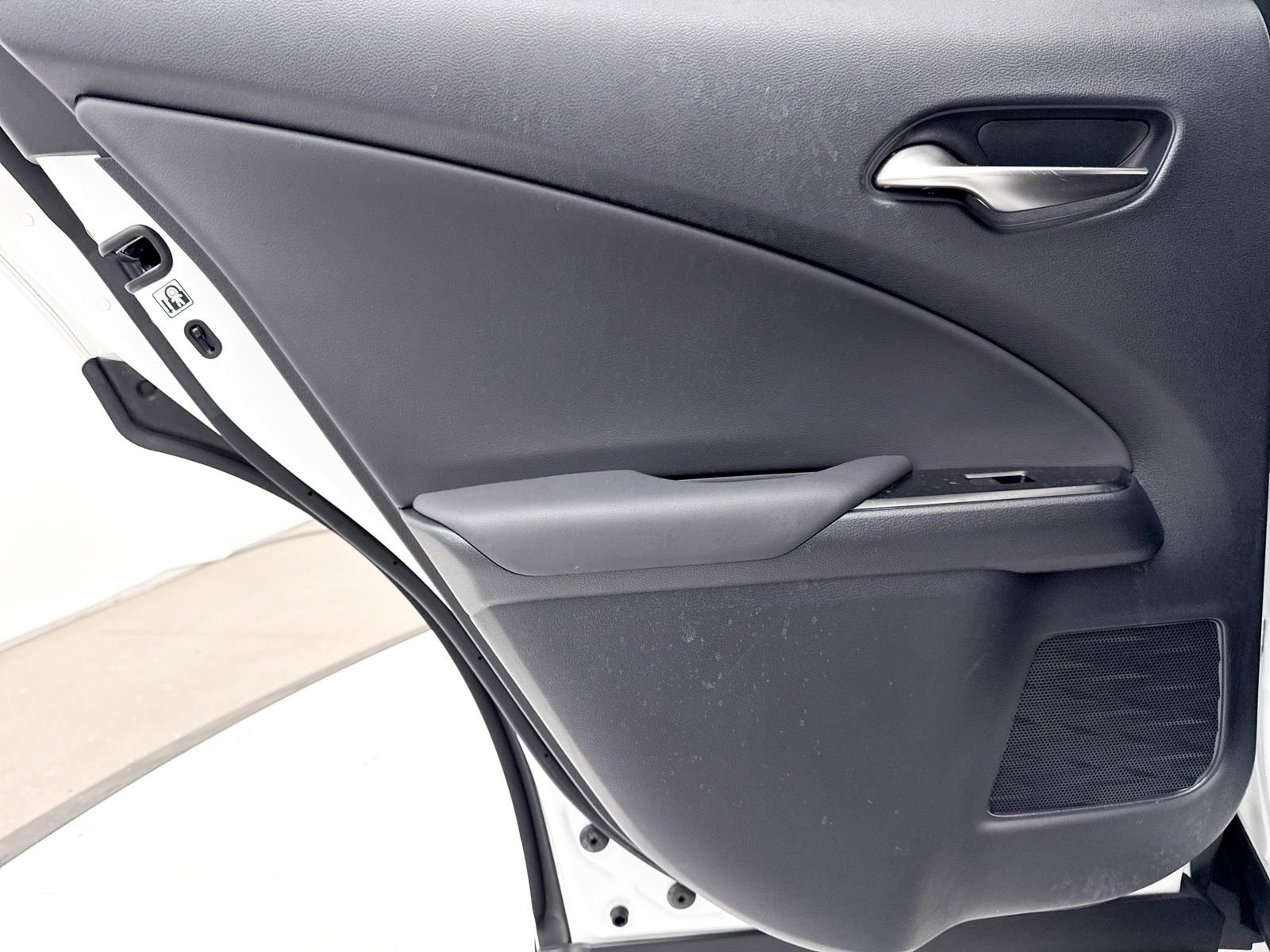 Used 2025 Lexus UX 300h FWD w/ Accessory Package (Z2) image 29