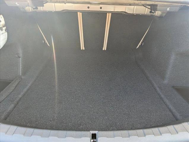 Certified 2025 BMW 330i Sedan w/ Premium Package image 6