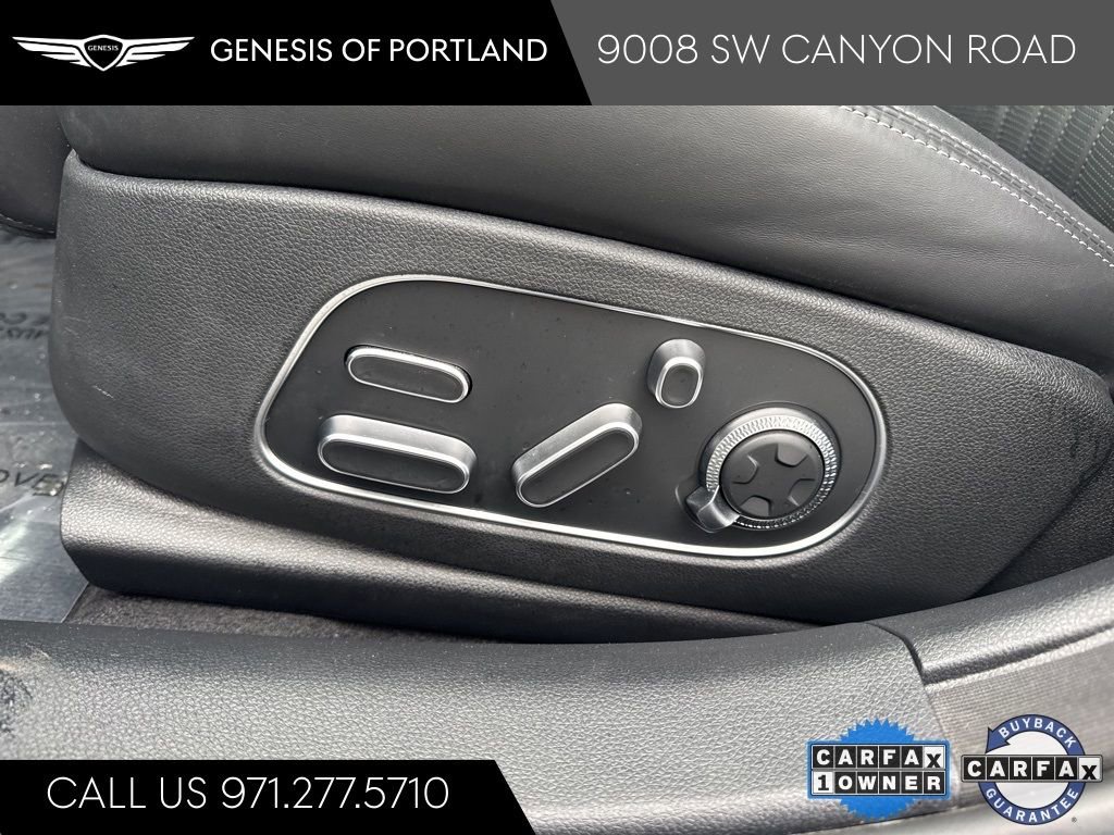 Used 2025 Genesis G90 3.5T image 21