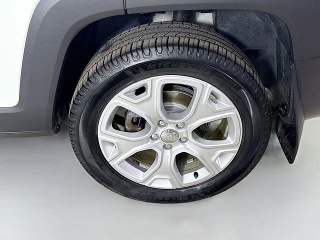 Used 2018 Jeep Renegade Limited w/ UConnect 8.4 Nav Group image 32