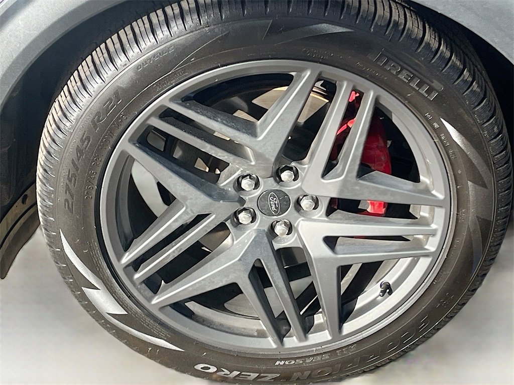 Used 2025 Ford Explorer ST image 34