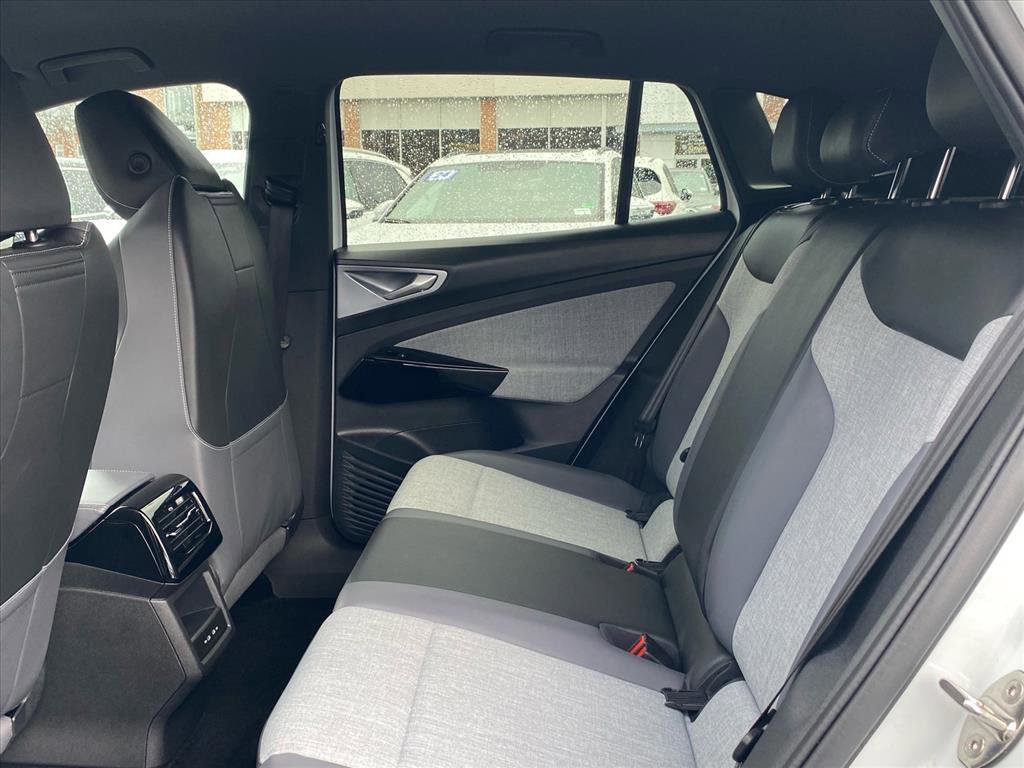 Certified 2023 Volkswagen ID.4 2WD image 18