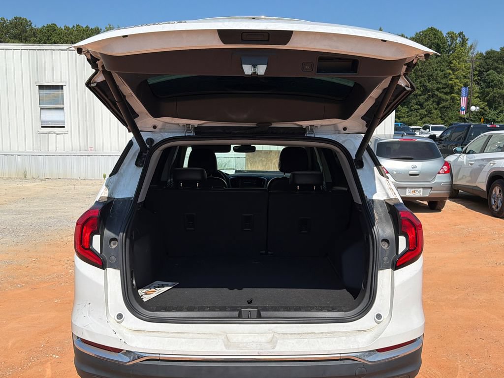 Used 2020 GMC Terrain SLT w/ Preferred Package FWD image 16